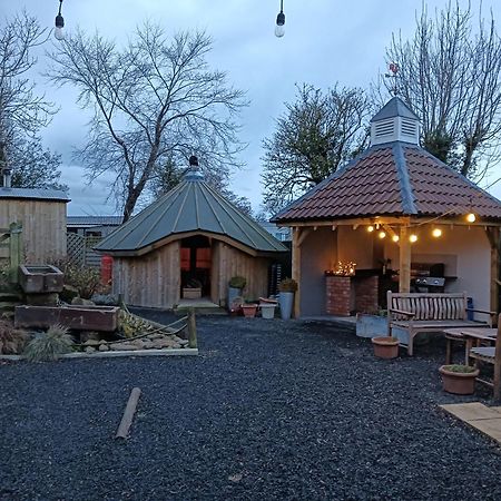 Lucker Mill Shepherds Huts 外观 照片