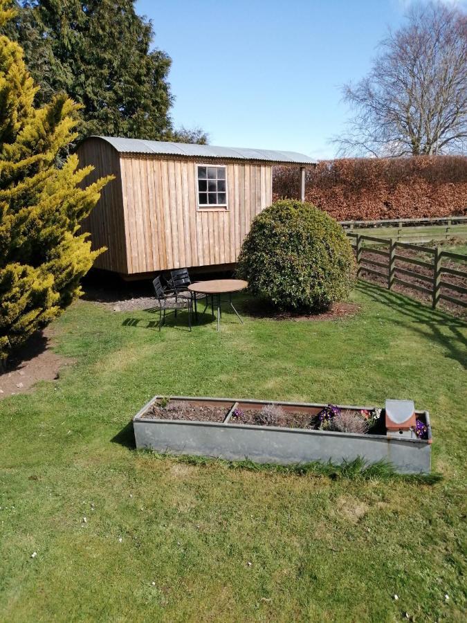 Lucker Mill Shepherds Huts 外观 照片