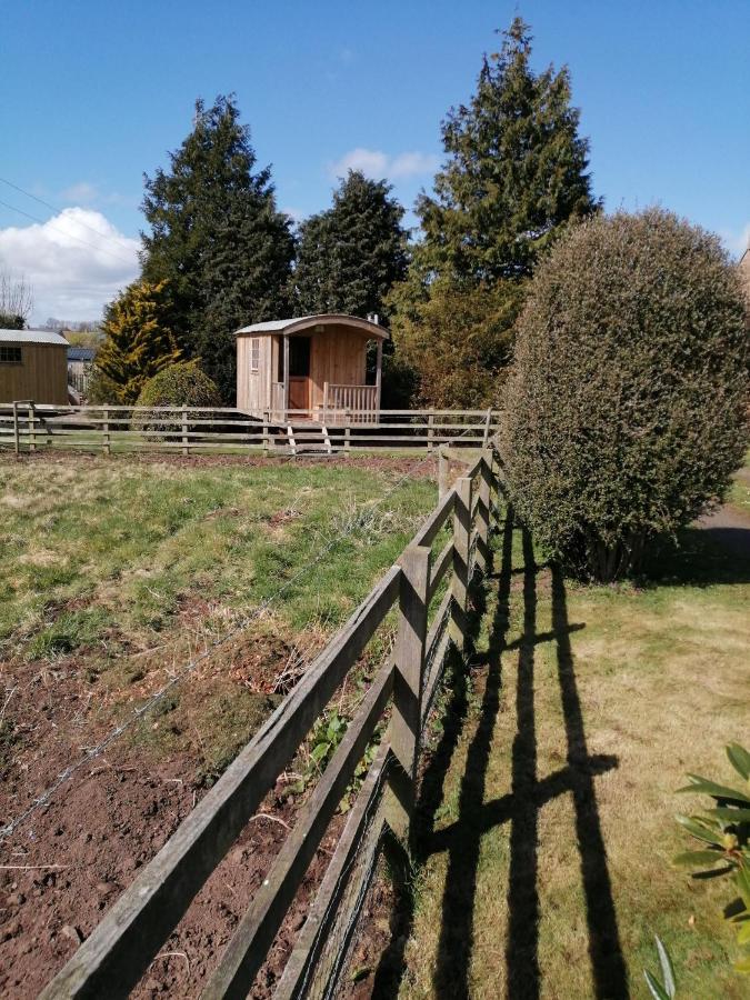 Lucker Mill Shepherds Huts 外观 照片